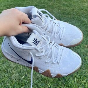 Nike Kyrie 4 uncle drew